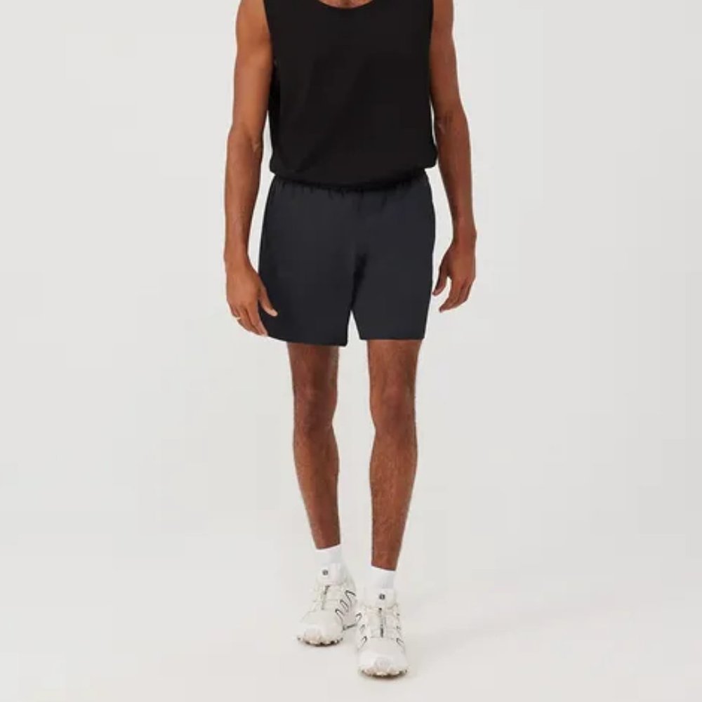 Outdoor Voices Men's High Stride 5" Short with Pockets Black Small NWT - Picture 3 of 14